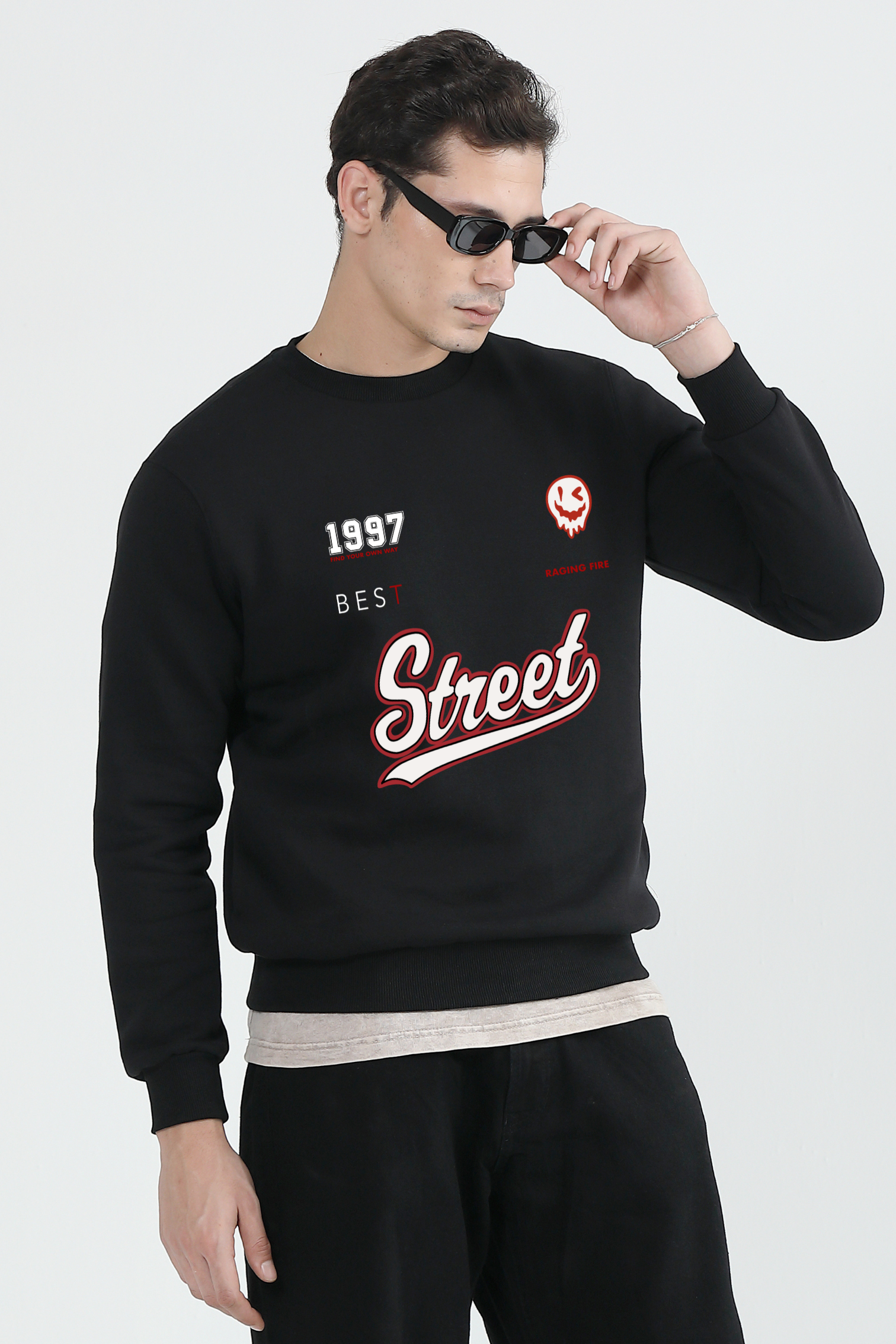 Street- Oversized Sweatshirt