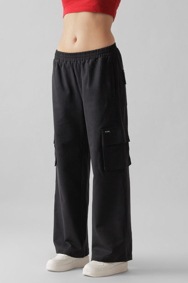 Bold Black- Cargo pants