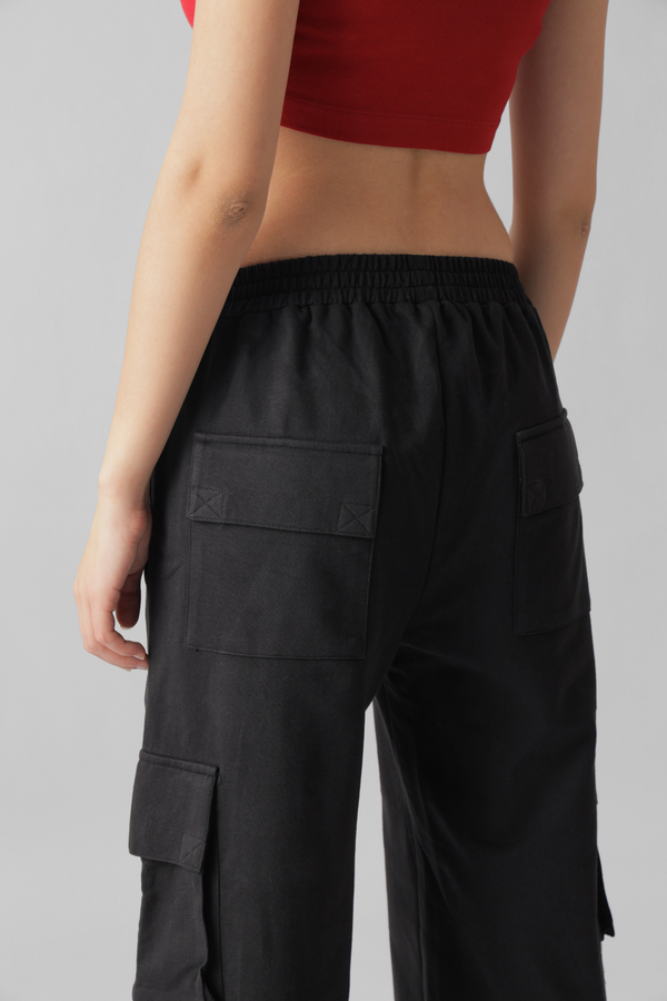 Bold Black- Cargo pants